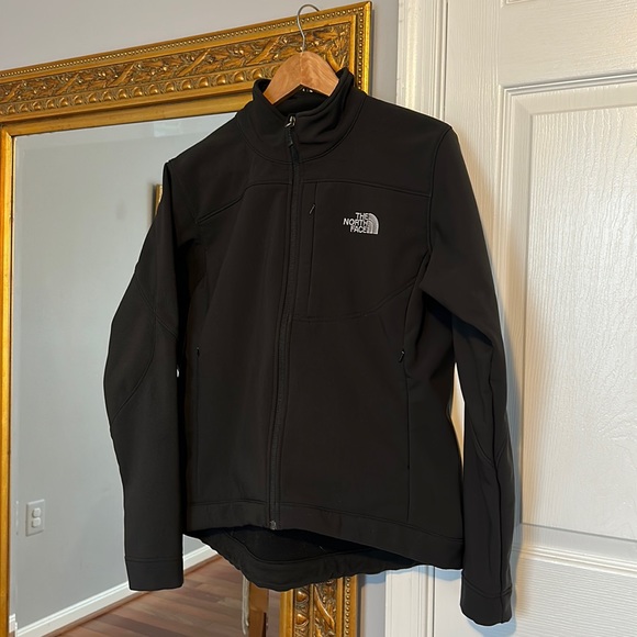 The North Face Jackets & Blazers - Women’s Black North Face Apex soft shell jacket